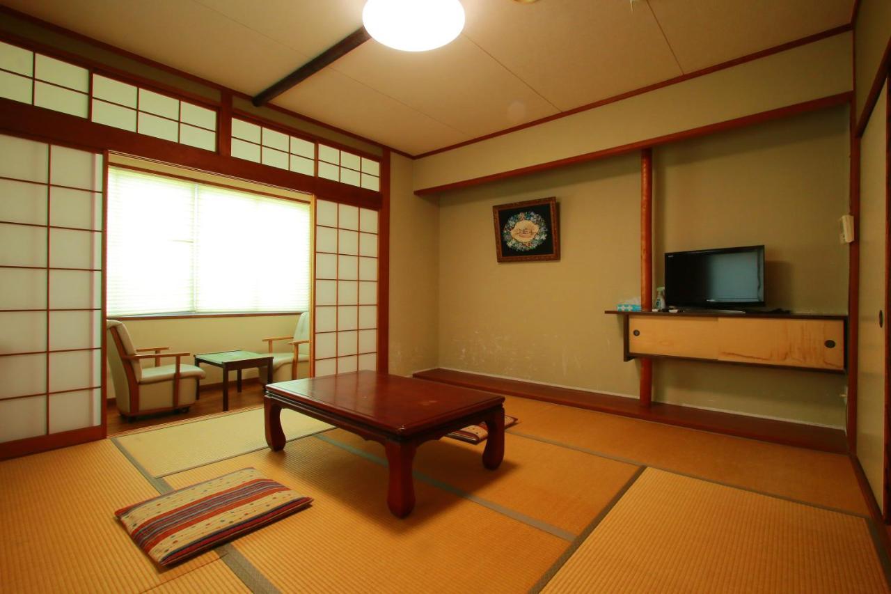 Family Ryokan Kawakyu With Showa Retro, Private Hot Spring อิบุสึกิ ภายนอก รูปภาพ