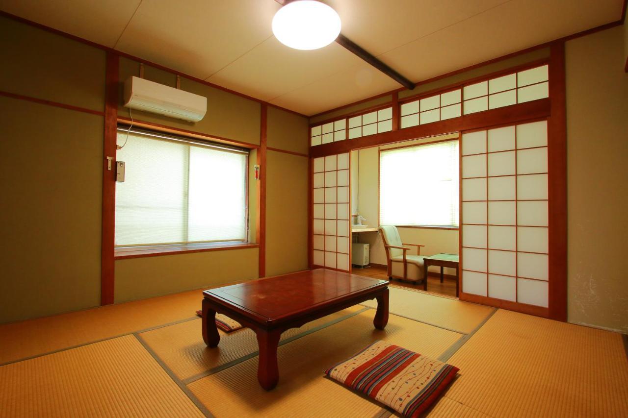 Family Ryokan Kawakyu With Showa Retro, Private Hot Spring อิบุสึกิ ภายนอก รูปภาพ
