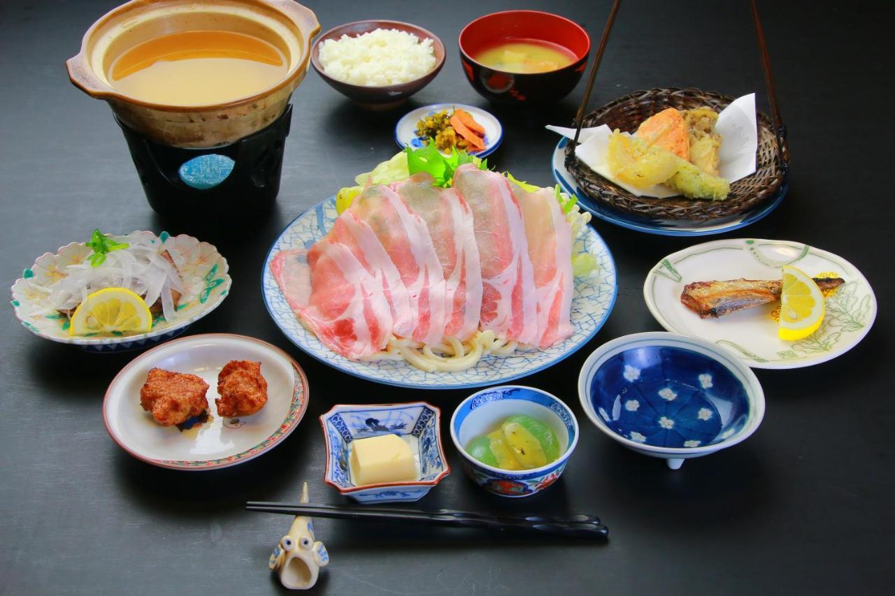 Family Ryokan Kawakyu With Showa Retro, Private Hot Spring อิบุสึกิ ภายนอก รูปภาพ